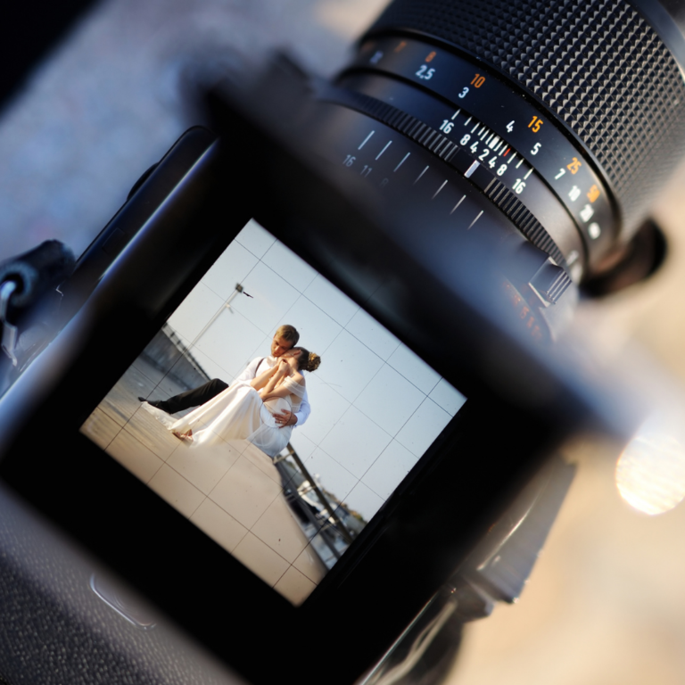 How To Hire The Perfect Wedding Photographer For A Wedding | Captured