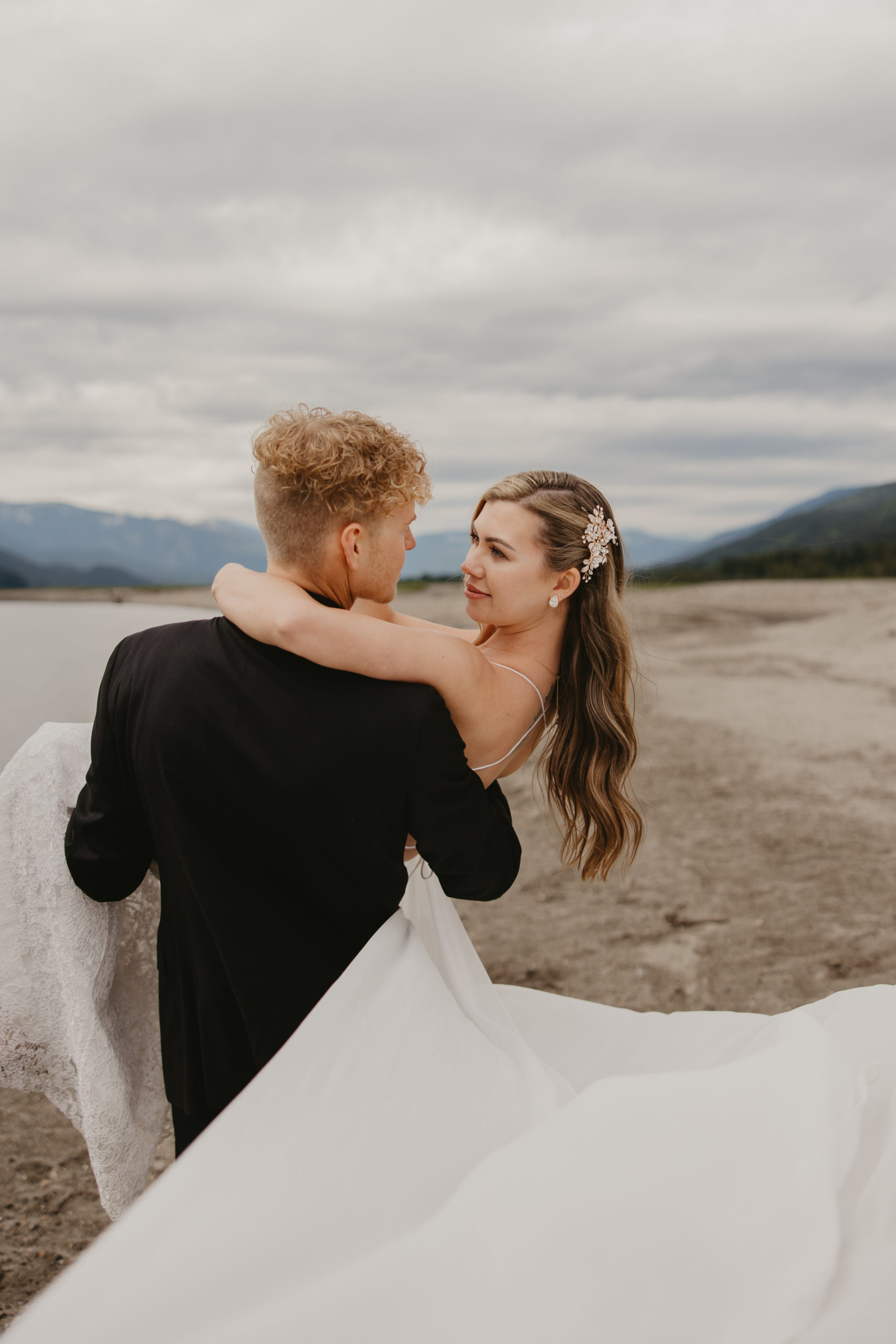 wedding by the water-Canadian marriage license requirements