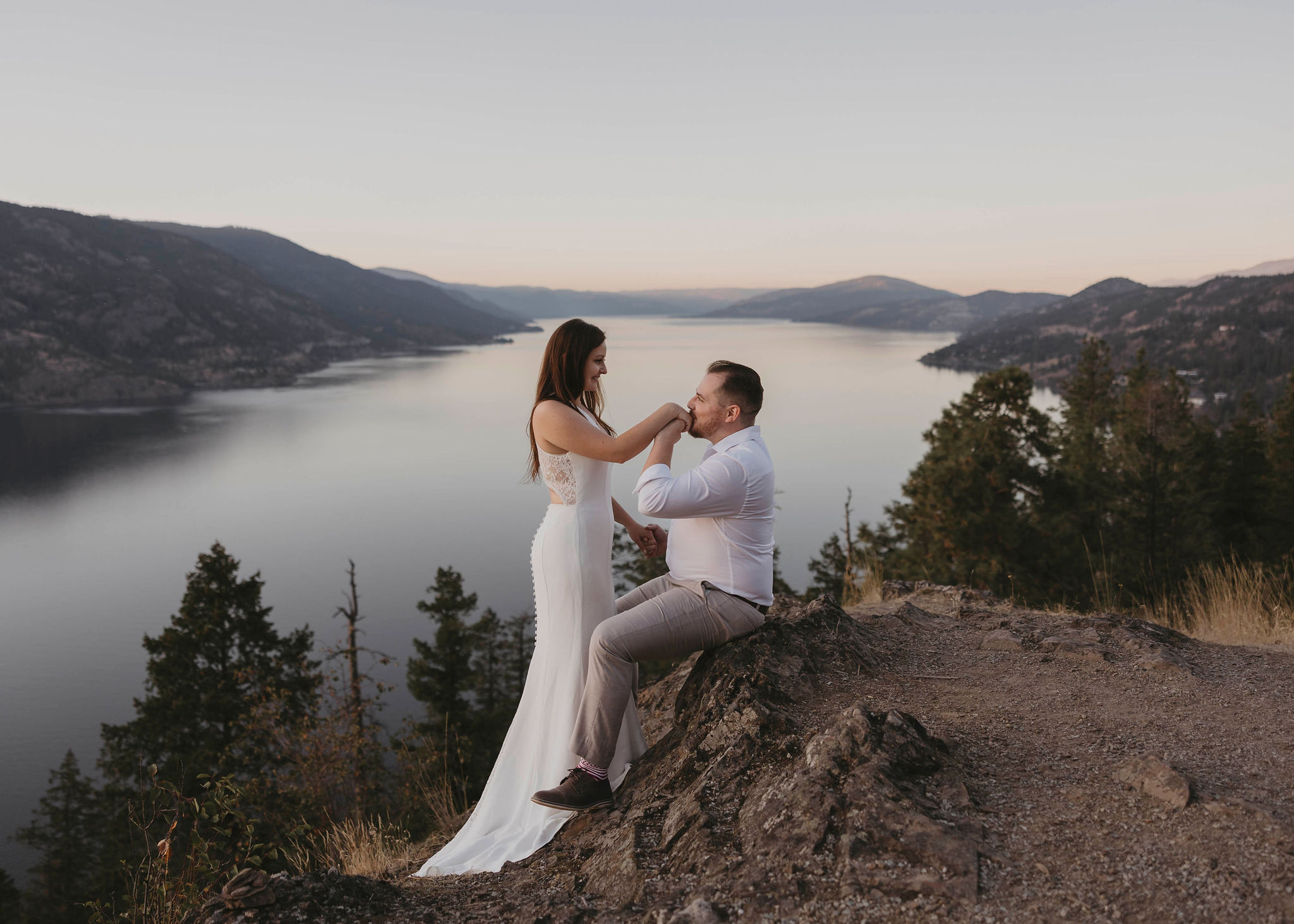 How to Hire a Destination Wedding Photographer in Canada
